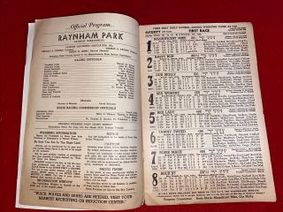 1943 Taunton Greyhound Dog Racing Program Saturday October 13 3
