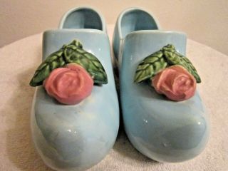 Vintage 1947 Mccoy Pottery Blue Shoes W/pink Rose Dutch Shoe Planter 8 " L
