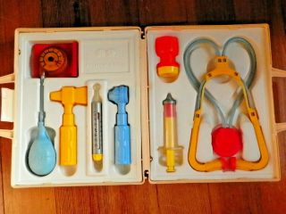 Vintage 1977 Fisher Price Medical Kit W Case 936,  Complete,  Doctor/nurse.