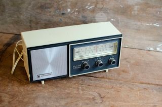 Vintage Panasonic Solid State Electric Radio Model Re - 6137 Fm - Am 2 - Band