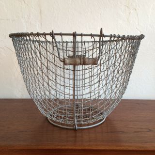 Antique Vintage Metal Steel Wire Bushel Produce Basket W/wood Handles Industrial