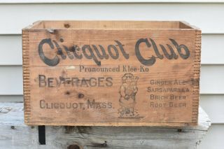 Antique Vintage Clicquot Club Dovetail Eskimo Boy Beverage Soda Crate Circa 1920