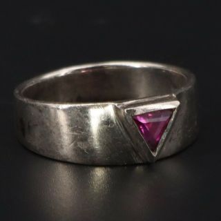 Vtg Sterling Silver - Pink Sapphire Triangle Tapered Band Ring Size 9 - 5g