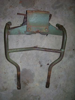 VINTAGE OLIVER 77 ROW CROP TRACTOR - SEAT FRAME - RUBBER SPRINGS - 1955 2