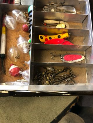 VINTAGE PHILSON 8 TRAY TACKLE BOX LOADED W/ FISHING LURES & MORE 2