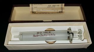 Vintage B - D Yale Becton Dickinson 10y 10cc Glass Hypodermic Syringe,  Box 1950