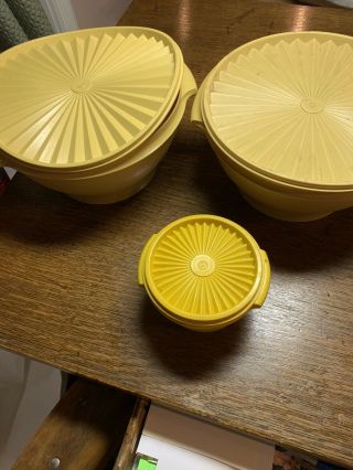 3 - Vintage Tupperware Servalier Bowls/ Lids Yellow 2 Large 1 Small W/ Lids 880 - 7