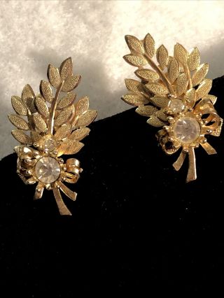 Vintage Sarah Coventry Clip Earrings Gold Tone Palm Frawn With Bow & Cz’s