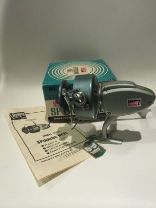 Vintage Heddon 242 Spinning Reel Nib