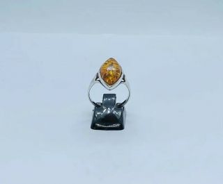 Vintage 925 Sterling Silver Ring With Amber Size R 1/2