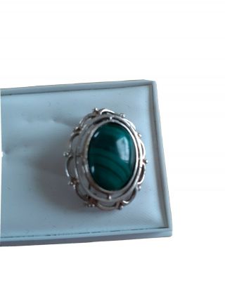 Vintage Ladies Silver Brooch With Green Inlaid Stone