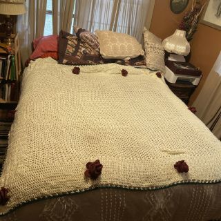 Vintage Hand Crocheted Cream Blanket W/3d Red Roses Flowers Large Afghan 70x75”