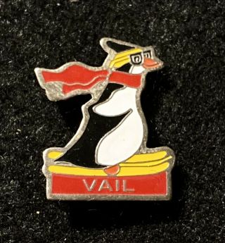 Vail Skiing Penguin Ski Pin Badge Colorado Travel Resort Souvenir Vintage Skier