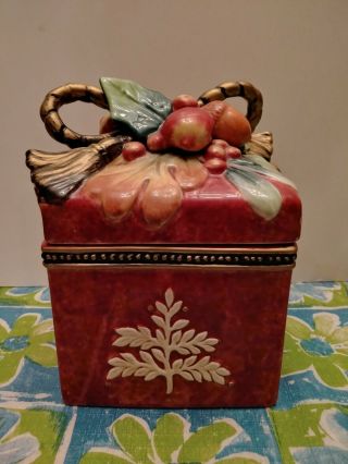 Vintage Fitz & Floyd Classics Holiday Solstice Ceramic Lidded Box