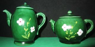 Vtg Green Hand Painted Tea And Coffee Pots Salt & Pepper Shaker Set Germany