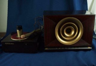 Antique Bakelite Rca Art Deco Tube Radio Speaker Record Player Golden Throat
