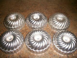 Vintage Aluminum Molds Swirl Baking Tins Bundt Jello Tart Cake Set Of 6