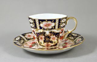 Antique Royal Crown Derby China Traditional Imari 2451 Tea Cup & Saucer C.  1917