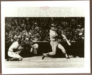 1974 Press Photo Al Kaline Of The Detroit Tigers Batting,  Gets His 3000th Hit