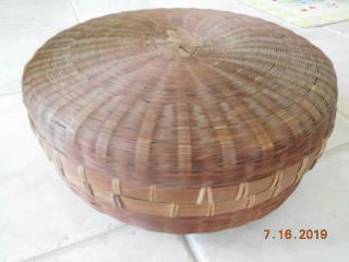Vintage 12 " Woven Sewing Basket With Lid.