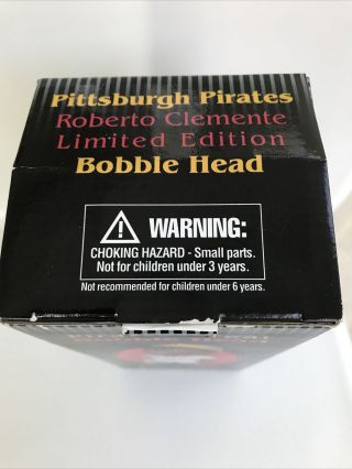 2001 Roberto Clemente Pirates Great BOBBLEHEAD CHIP GRT DEAL 3
