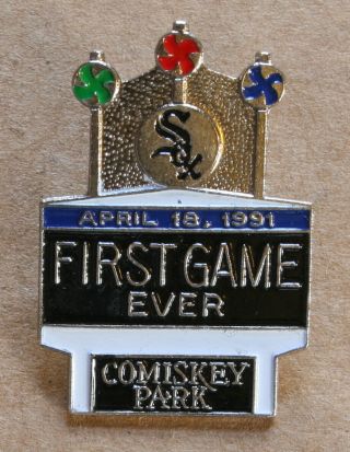 April 18 1991 Chicago White Sox First Game Ever Comiskey Park 1 3/8 " Pin Ex