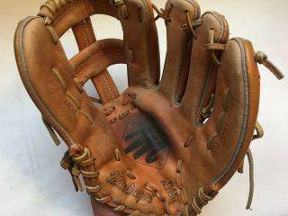 Macgregor Baseball Glove Or Mitt Model Mg8.  But Good Cond.  Right Hand Throw