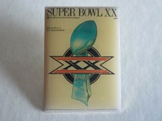 1985 Bowl XX Chicago Bears v Patriots Program Cover Lapel/Hat Pin Back NFL 3
