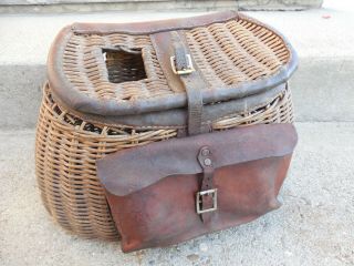 Vintage Split Willow / Wicker & Leather Fishing Creel Basket Cabin Decor