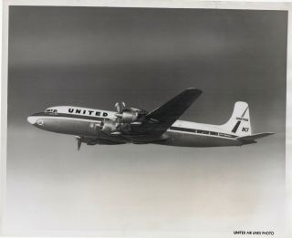 Large Vintage Photo - United Airlines Dc - 7 N6329c In - Flight