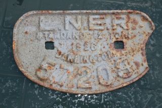 Lner,  London & North Eastern Railway Wagon Number Plate L.  N.  E.  R.  57208