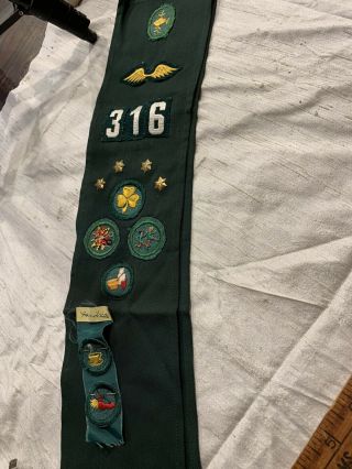 Vintage Girl Scout Sash 1960’s/1970’s Patches