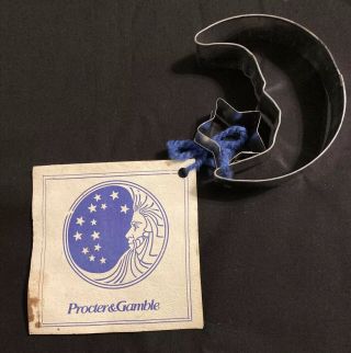 Vintage Procter And Gamble Moon And Star Cookie Cutters With Recipe Card