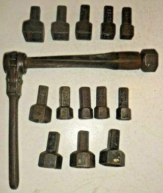 Antique Chicago Mfg.  Distributing Co.  Ratchet,  Extension 14 Square & Hex Sockets