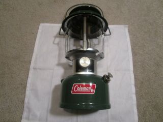 Vintage Coleman Lantern Model 220h With Carry Case - Dated 9/73
