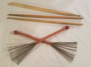 Three Vintage Drumsticks & Two Drum Brushes 1950s Or 1960s? Pro - Mark 5a