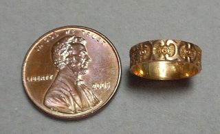 Tiny Antique Victorian 10k Yellow Gold Embossed Baby Ring Band.  68g Under Size 1