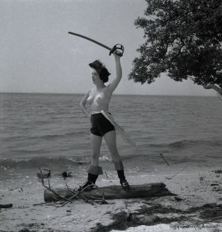 Bunny Yeager Pin - Up Camera Negative Model Topless With Sword Cuba Libra Unique