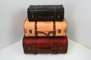 Vintiquewise Qi003068.  3 3 Colored Vintage Style Luggage Suitcase Trunk 3 Pack