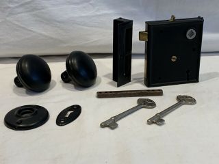 Vintage Cast Iron Brass Vertical Rim Lock Set W/ Black Door Knobs And Keys