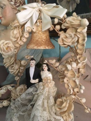 Lovely Antique Wedding Cake Topper Millinery Flowers Lace Figurines D 2