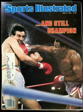 Si: Sports Illustrated June 21,  1982.  And Still Champion Larry Holmes Boxing G