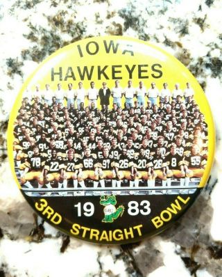 1983 Iowa Hawkeyes Football Gator Bowl Team Pin
