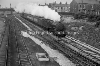 35mm Railway Negative: Crab 42716 Passing Nelson Mineral Yard 1950s 26/670/b