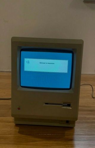 Vintage Macintosh 128k Model M0001 Upgraded To 512k