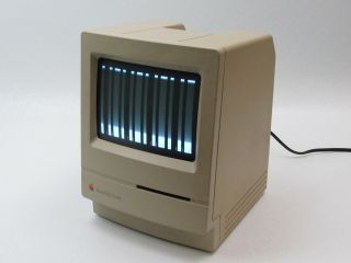 Vintage Apple Macintosh Classic M0420 8mhz 4mb No Hdd Screen