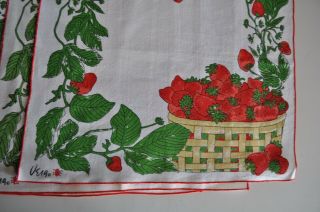 Vintage Vera Neumann Strawberry Basket Cloth Napkins Set of 5 3