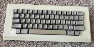 Apple Macintosh M0110 Keyboard Mac128k/512k/plus M0001 Computer,  Inc.  1984 Usa