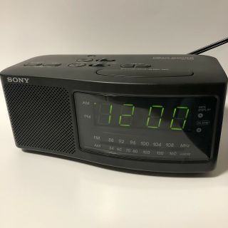Sony Dream Machine Dual Alarm Am/fm Clock Radio - Model Icf - C740 -