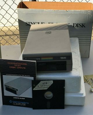 Commodore 1541 Floppy Disk Drive  With Box